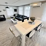 Appartement Nr6 4 Bedrooms *