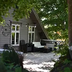 Nr6 4 Bedrooms Appartement *