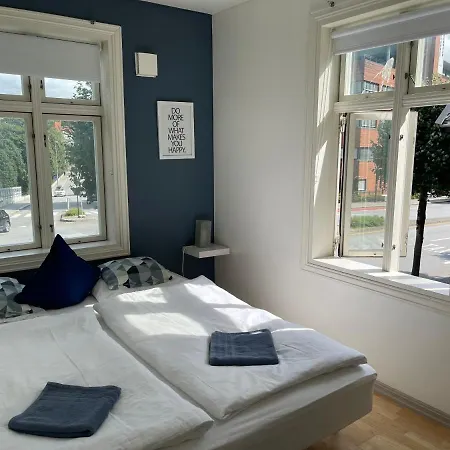 아파트 Nr6 4 Bedrooms 스타방에르