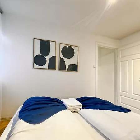 Nr6 4 Bedrooms 아파트