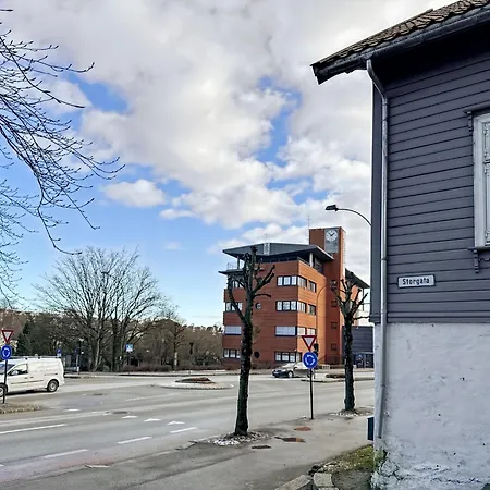 Nr6 4 Bedrooms Lejlighed