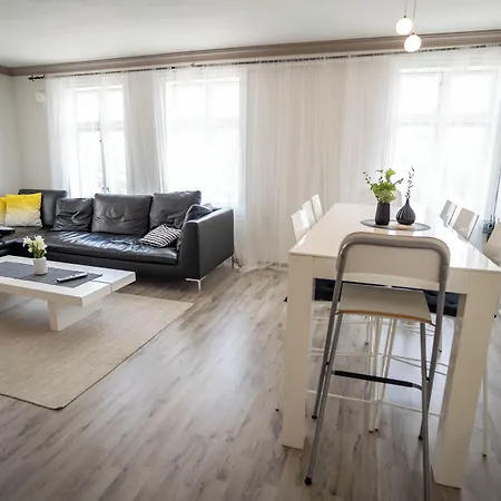 Nr6 4 Bedrooms 公寓