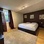 Nr6 4 Bedrooms * ستافانجر