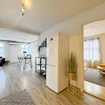 Nr6 4 Bedrooms * ستافانجر