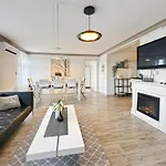 Nr6 4 Bedrooms * ستافانجر